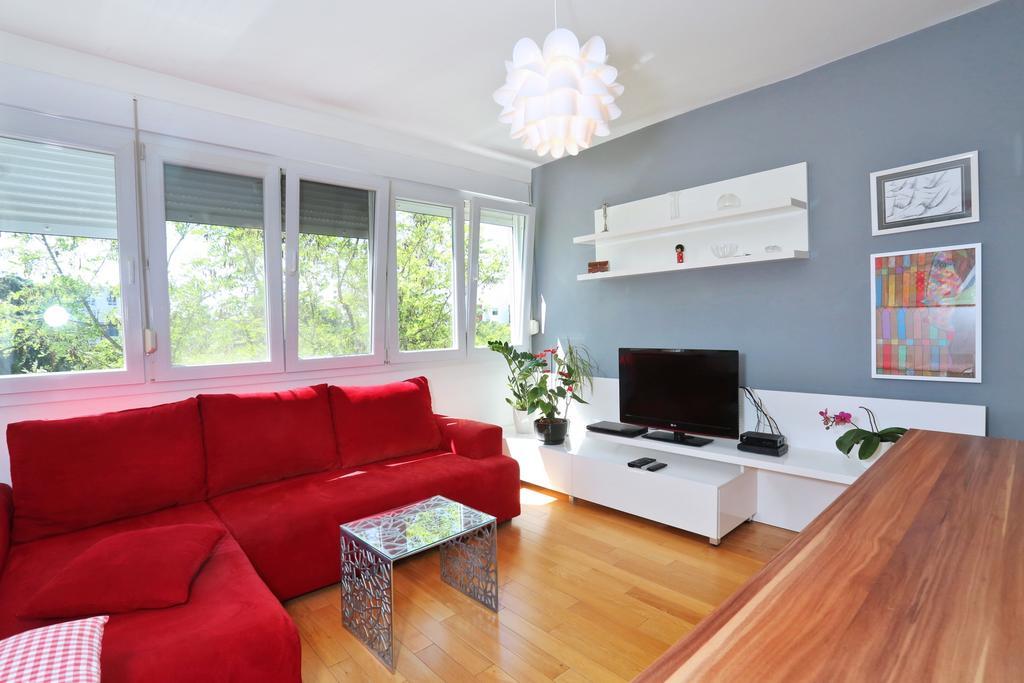 Apartment Peni Split Buitenkant foto